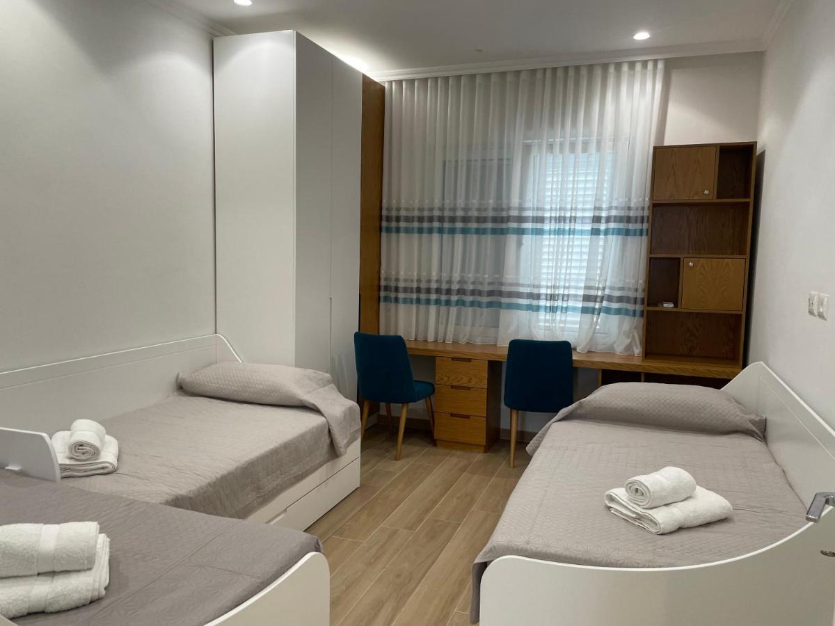 City Center Apartment Kafe Flora Tirana Exterior foto